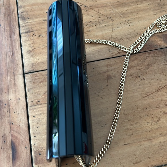 Michael Kors Resin envelope clutch - Picture 3 of 15